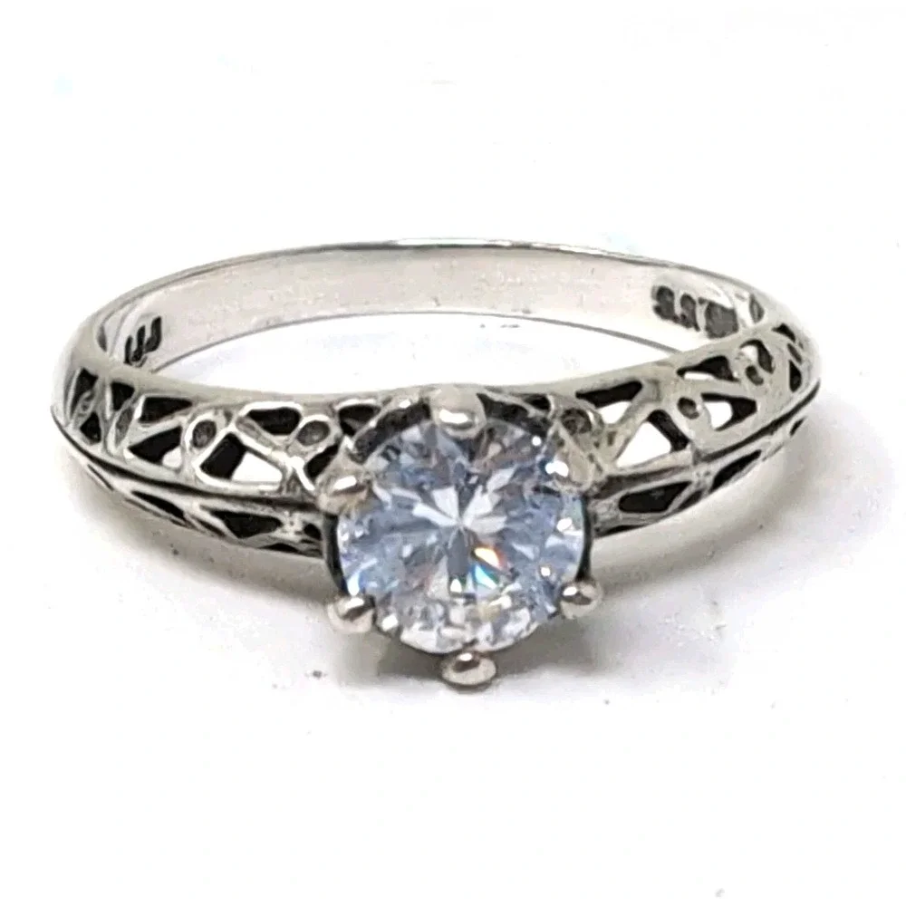 925 Sterling Silver Filigree Openwork Solitaire Ring Clear Round Stone Size 8.5